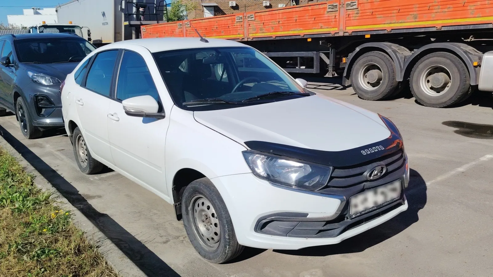 LADA Granta лифтбек, фото 2