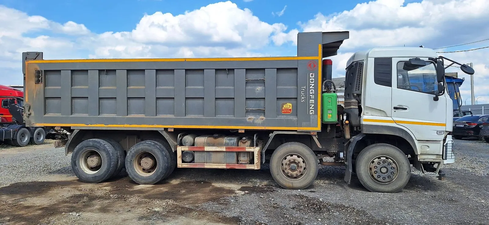 DONGFENG KC 8x4 Самосвал, фото 4