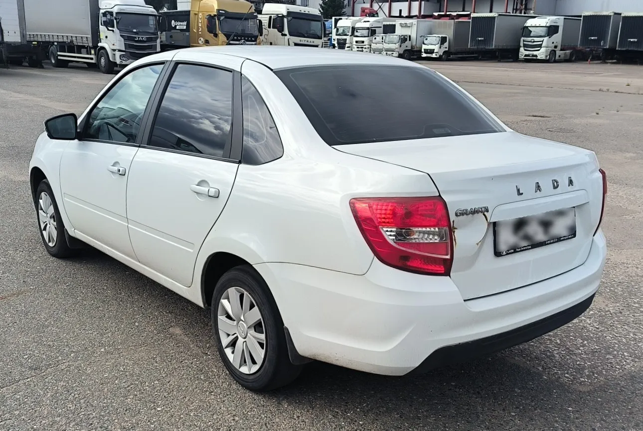 LADA Granta лифтбек, фото 4