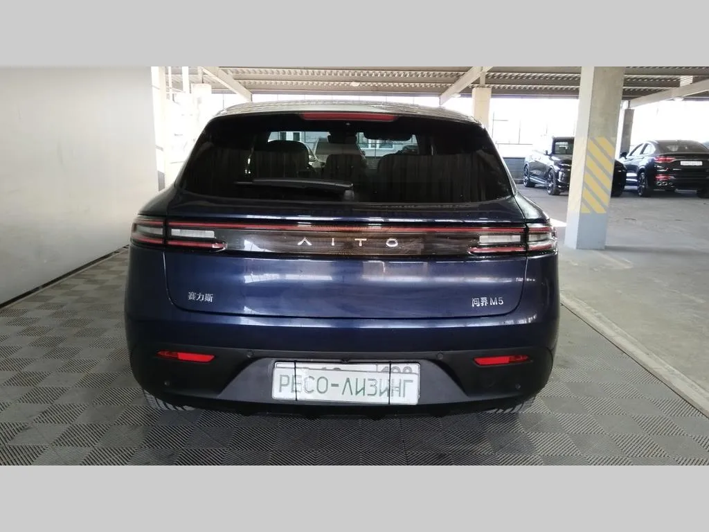 AITO M5, фото 4