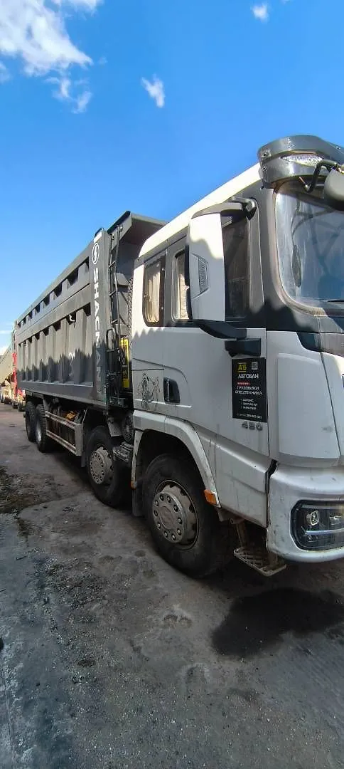 Shacman SX* 8x4 Самосвал, фото 2