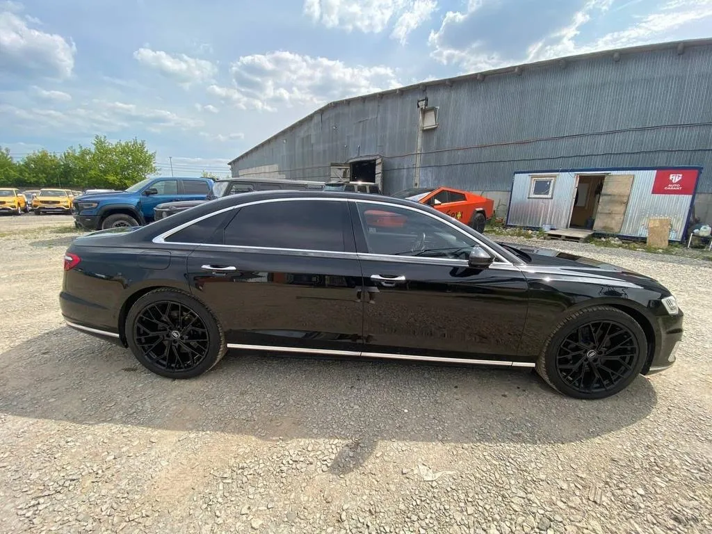Audi A8, фото 3
