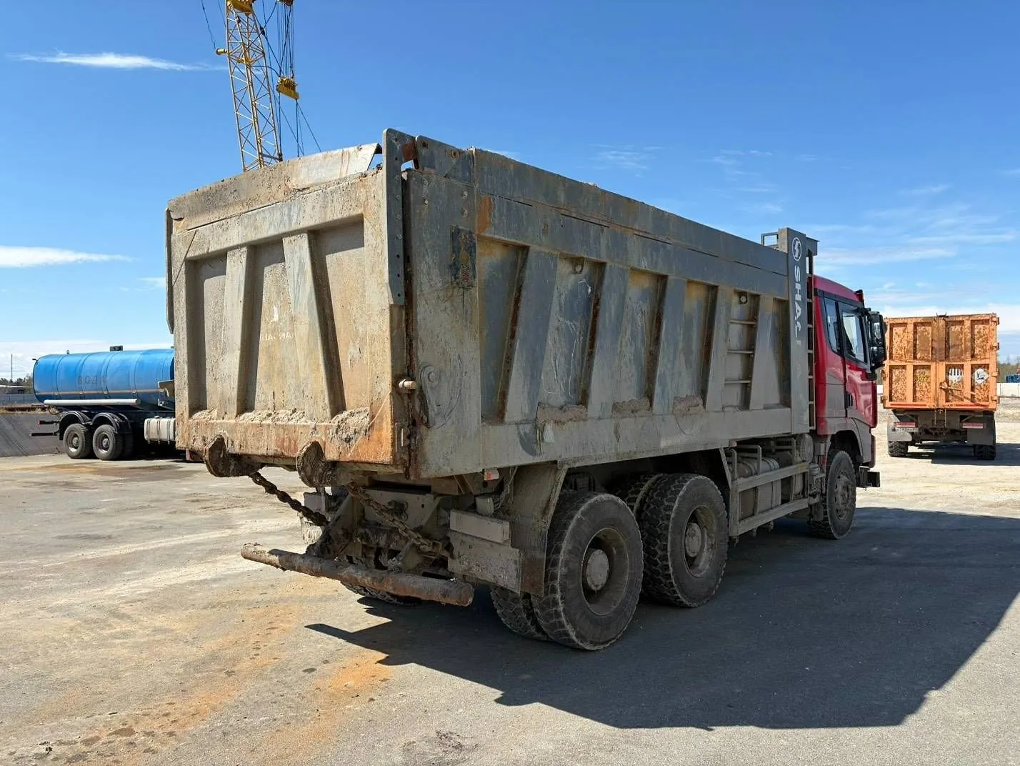 Shacman SX* 6x4 Самосвал, фото 5