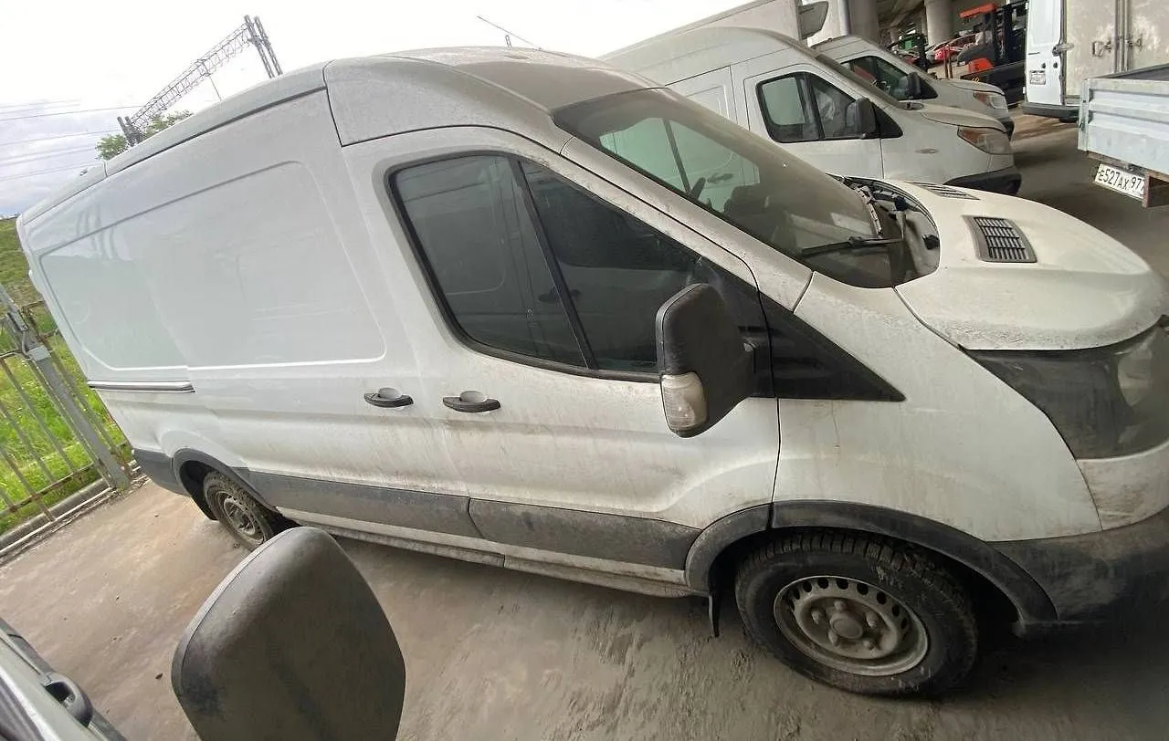 Ford TRANSIT Цельнометаллический, фото 5