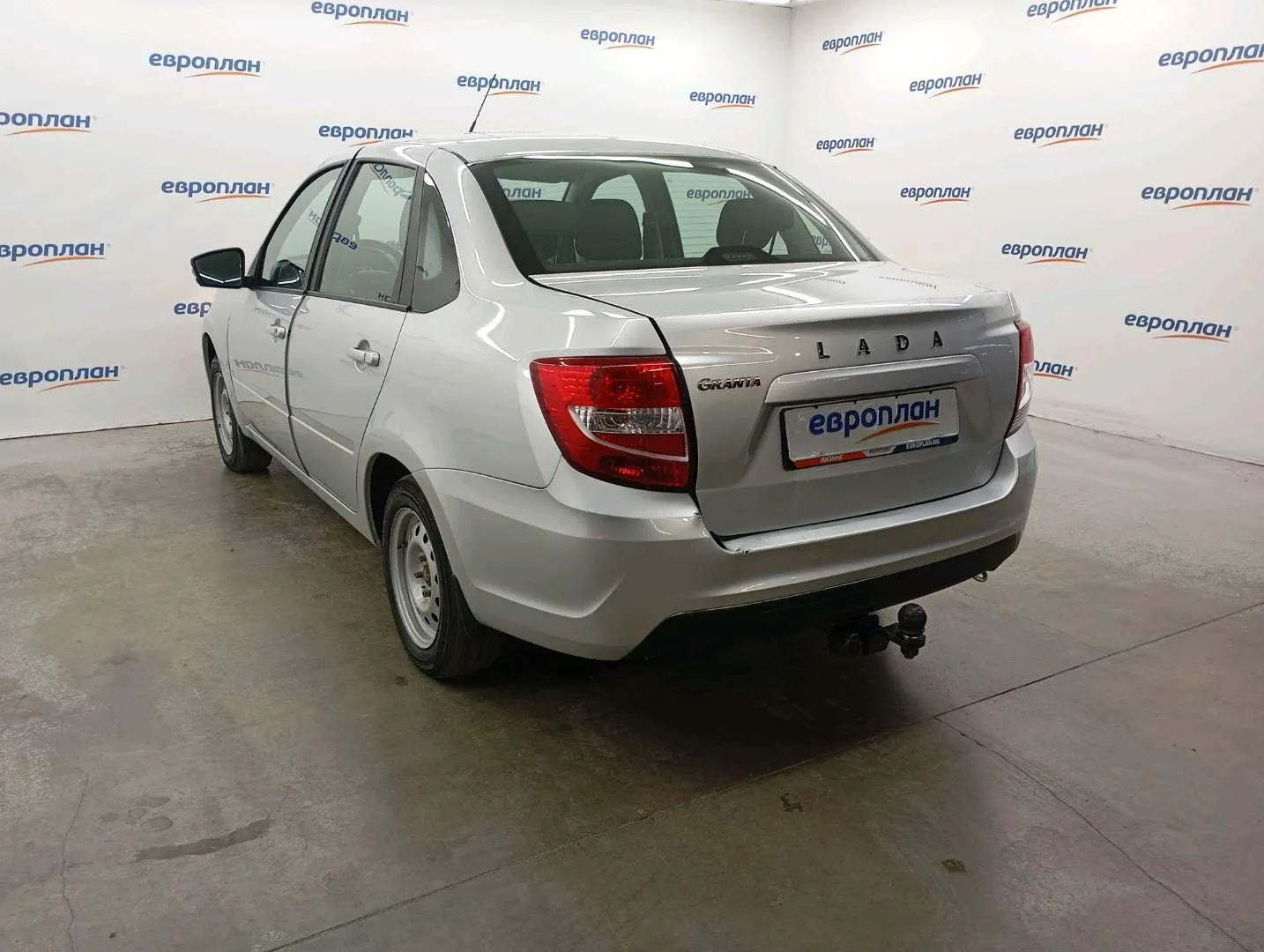 LADA Granta седан Классик 24 Кондиционер 1.6 90 л.с. МТ, фото 4