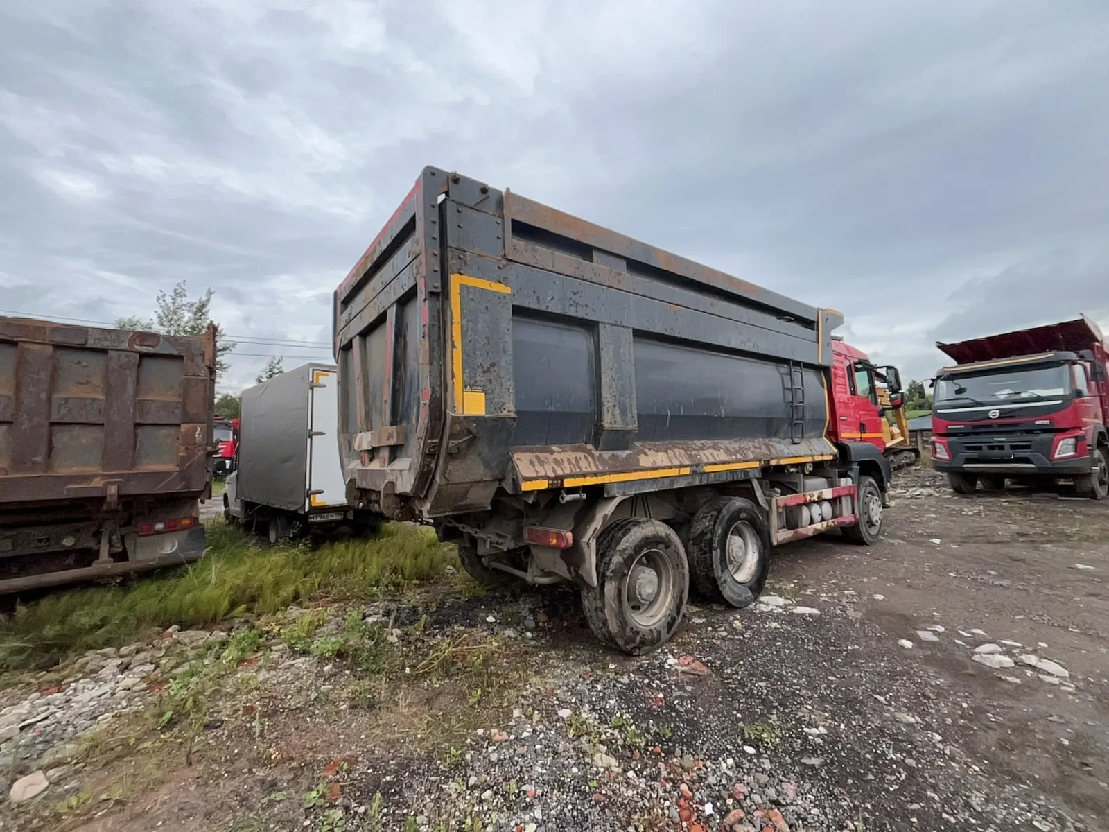 HOWO T5G 6x4 Самосвал, фото 3