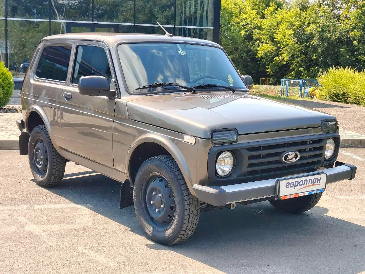 LADA Niva Legend 3 дв Классик 24 1.7 МТ, фото 2