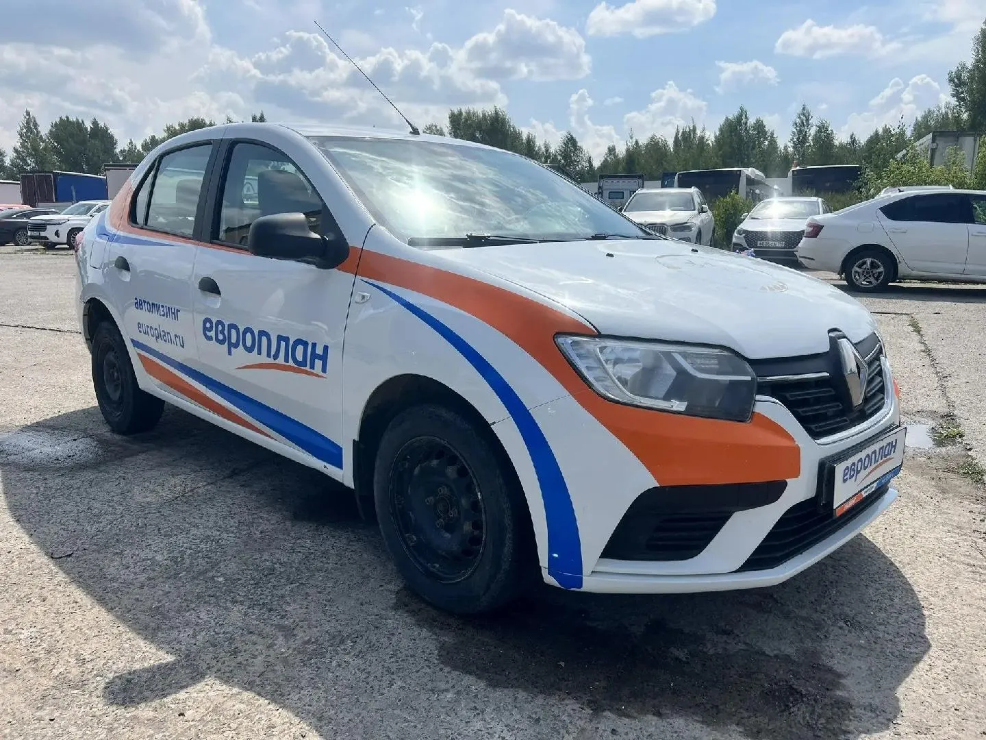 Renault Logan Аксесс 1.6 МТ, фото 3