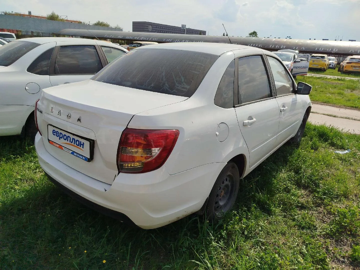 LADA Granta седан Классик 23 Кондиционер 1.6 90 л.с. МТ, фото 3