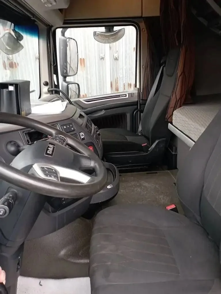 DAF XF 4x2 Седельный тягач, фото 4