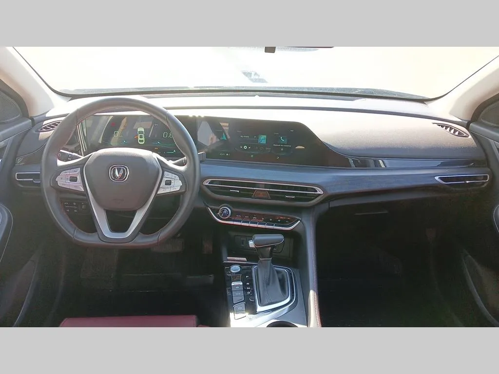 Changan EADO, фото 2