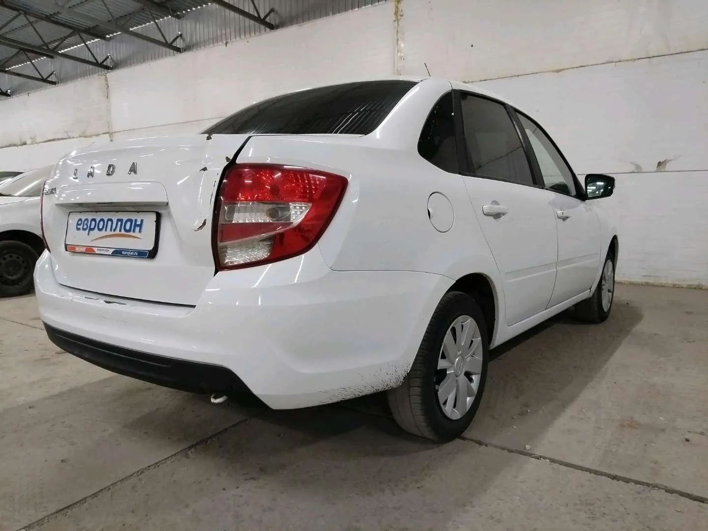 LADA Granta седан Классик 22 Кондиционер 1.6 90 л.с. МТ, фото 3