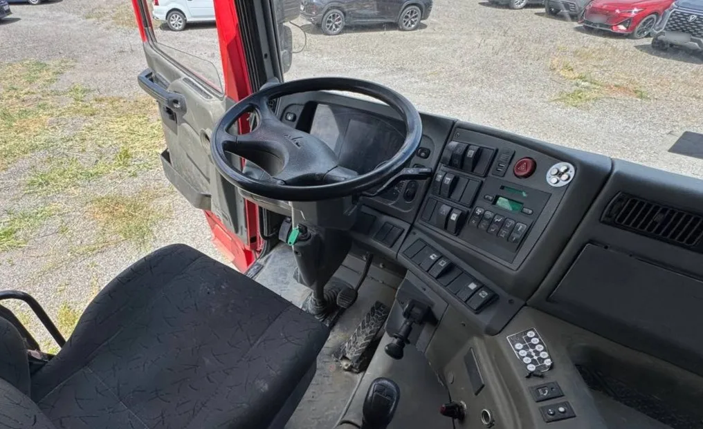 МАЗ 6516 8x4 Самосвал, фото 5