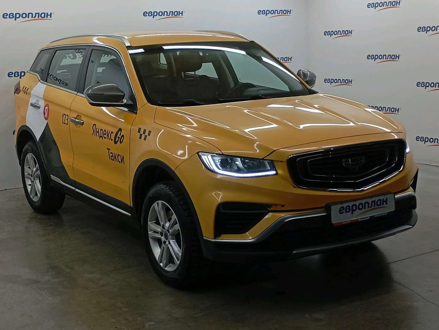 Geely Atlas Pro Комфорт 1.5Т 150 л.с. АТ, фото 2