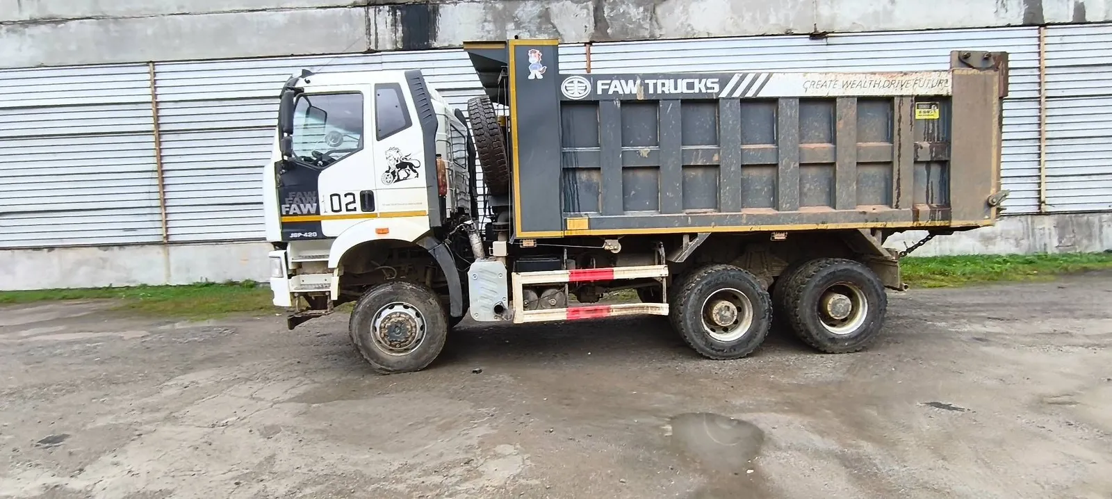 FAW J6 6x6 Самосвал, фото 5