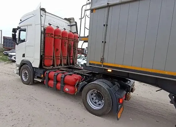 Scania Тягач SCANIA R4X200 R410, фото 5
