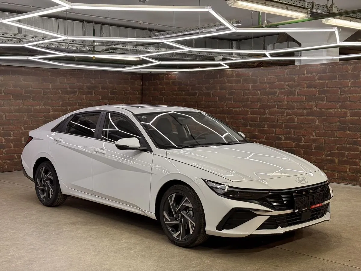 Hyundai Elantra, фото 3