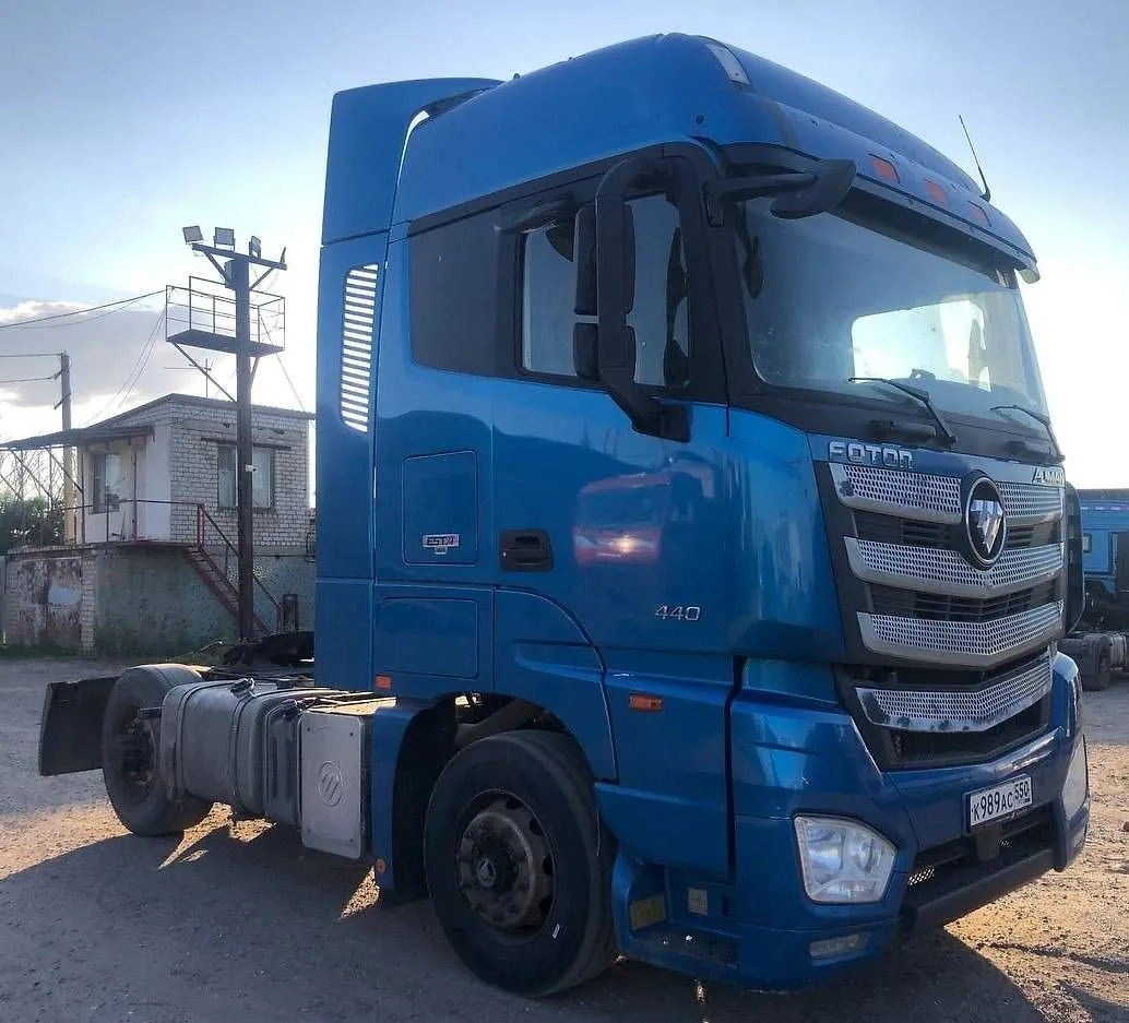 Foton AUMAN 4x2 Седельный тягач, фото 2