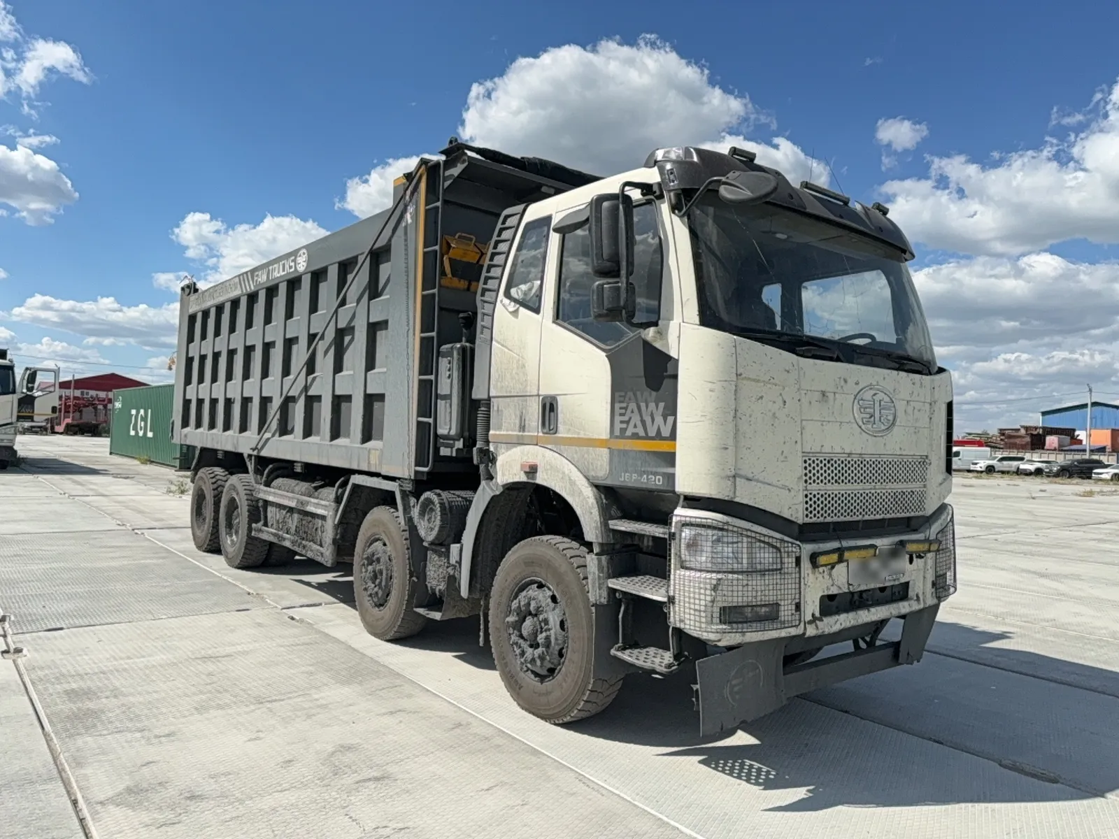 FAW J6 8x4 Самосвал, фото 2