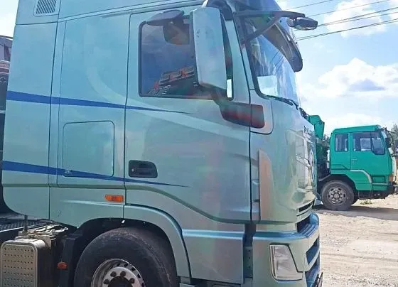 DONGFENG DFH 4180 4x2, фото 3