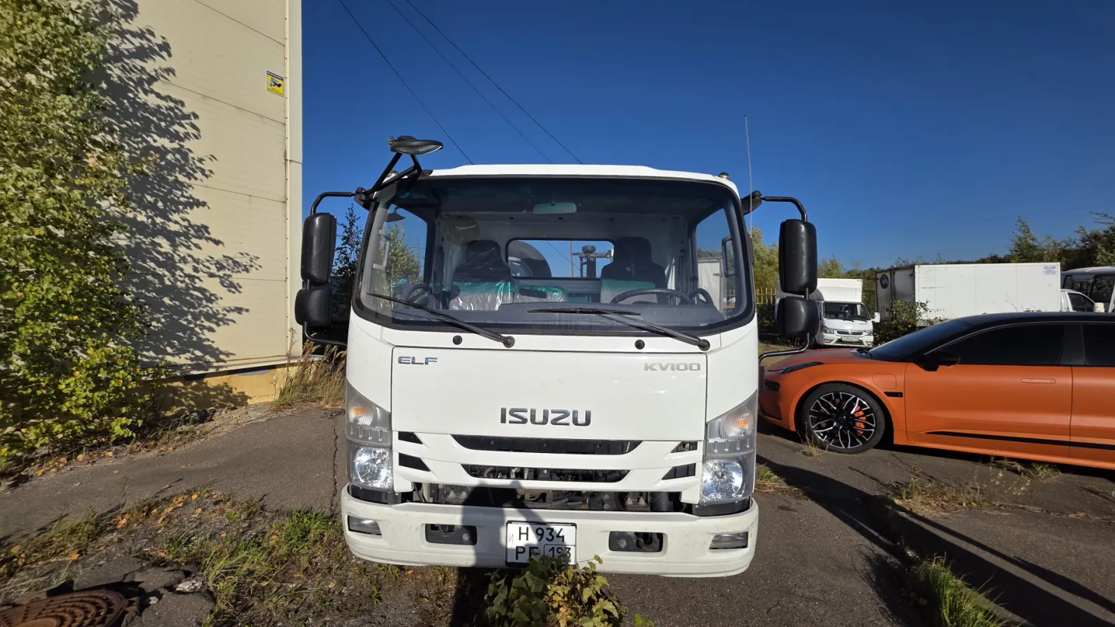 ISUZU Elf, фото 2