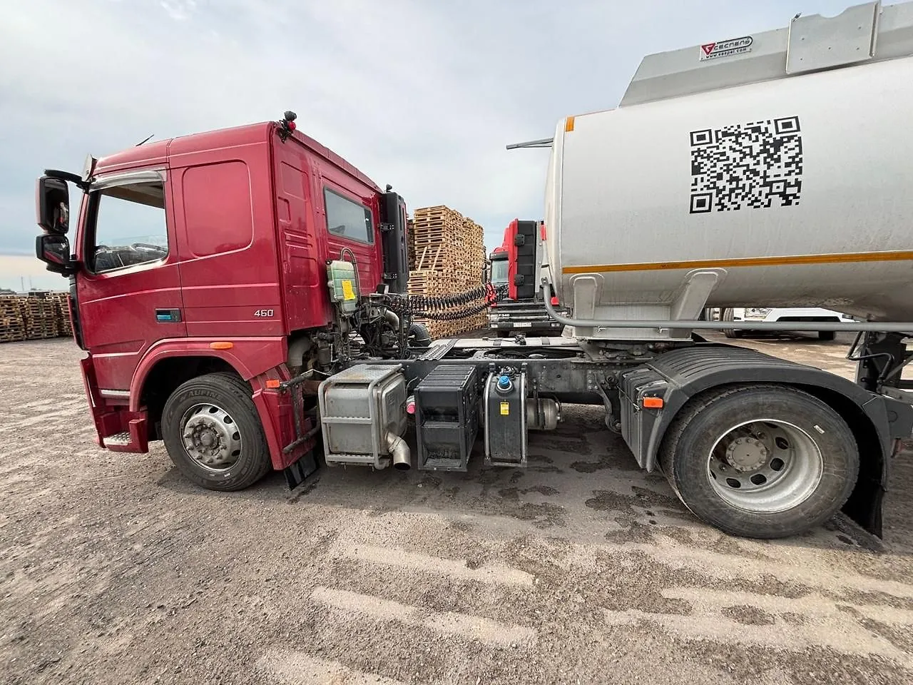 DAYUN CGC418* 4x2 Седельный тягач, фото 4