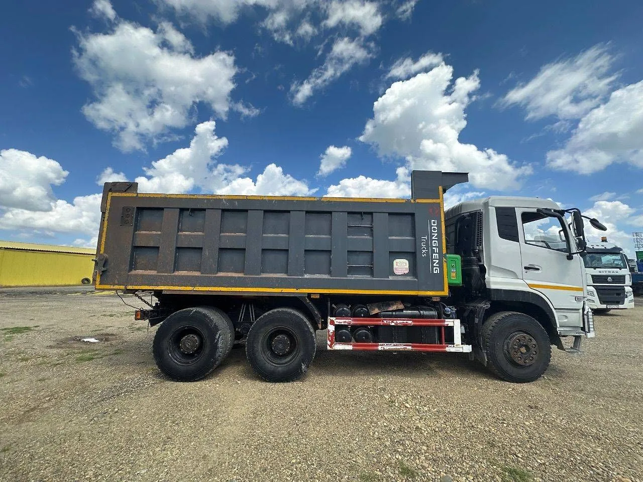 DONGFENG KC 6x4 Самосвал, фото 4