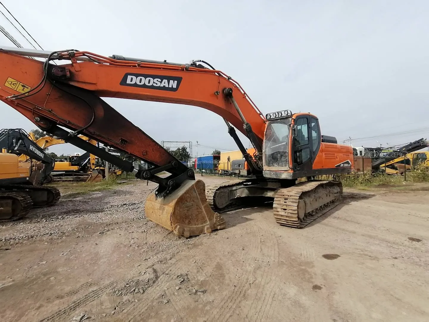 Doosan DX360 Экскаватор, фото 3