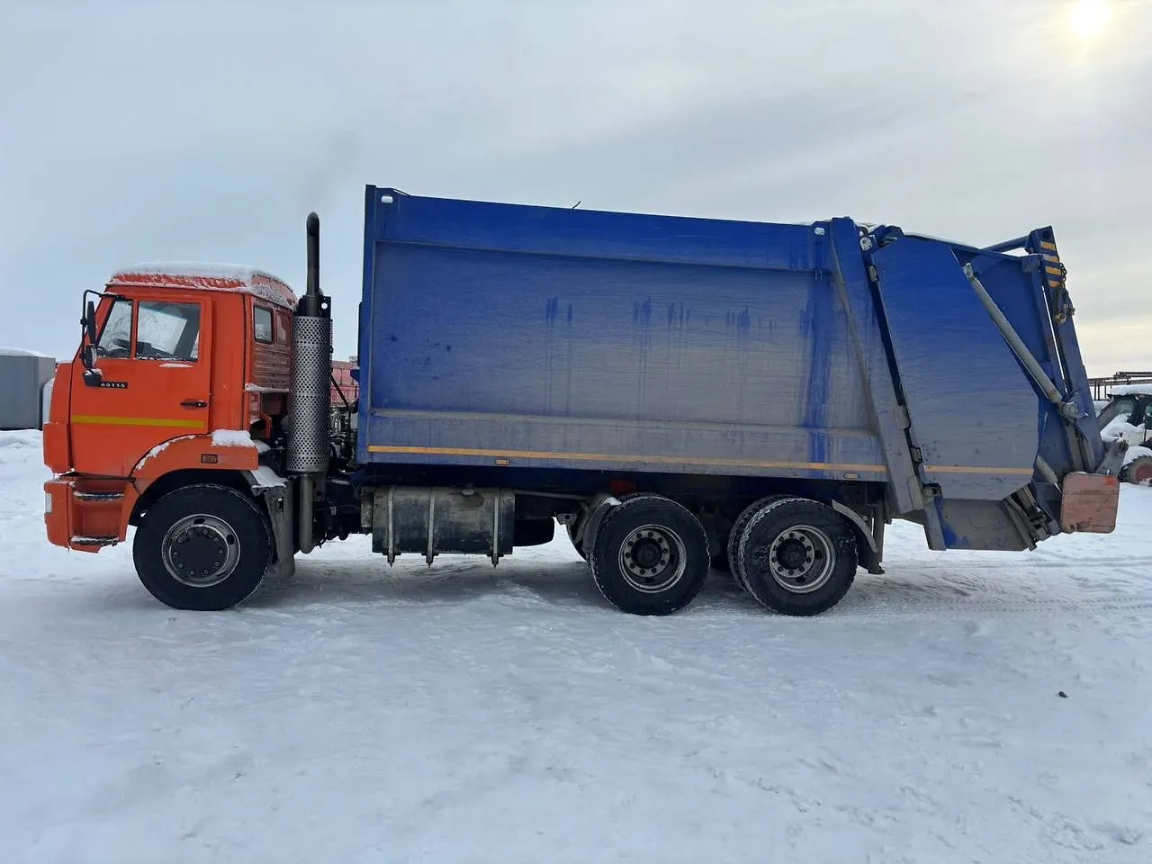 КАМАЗ 65115 6x4 Мусоровоз, фото 4
