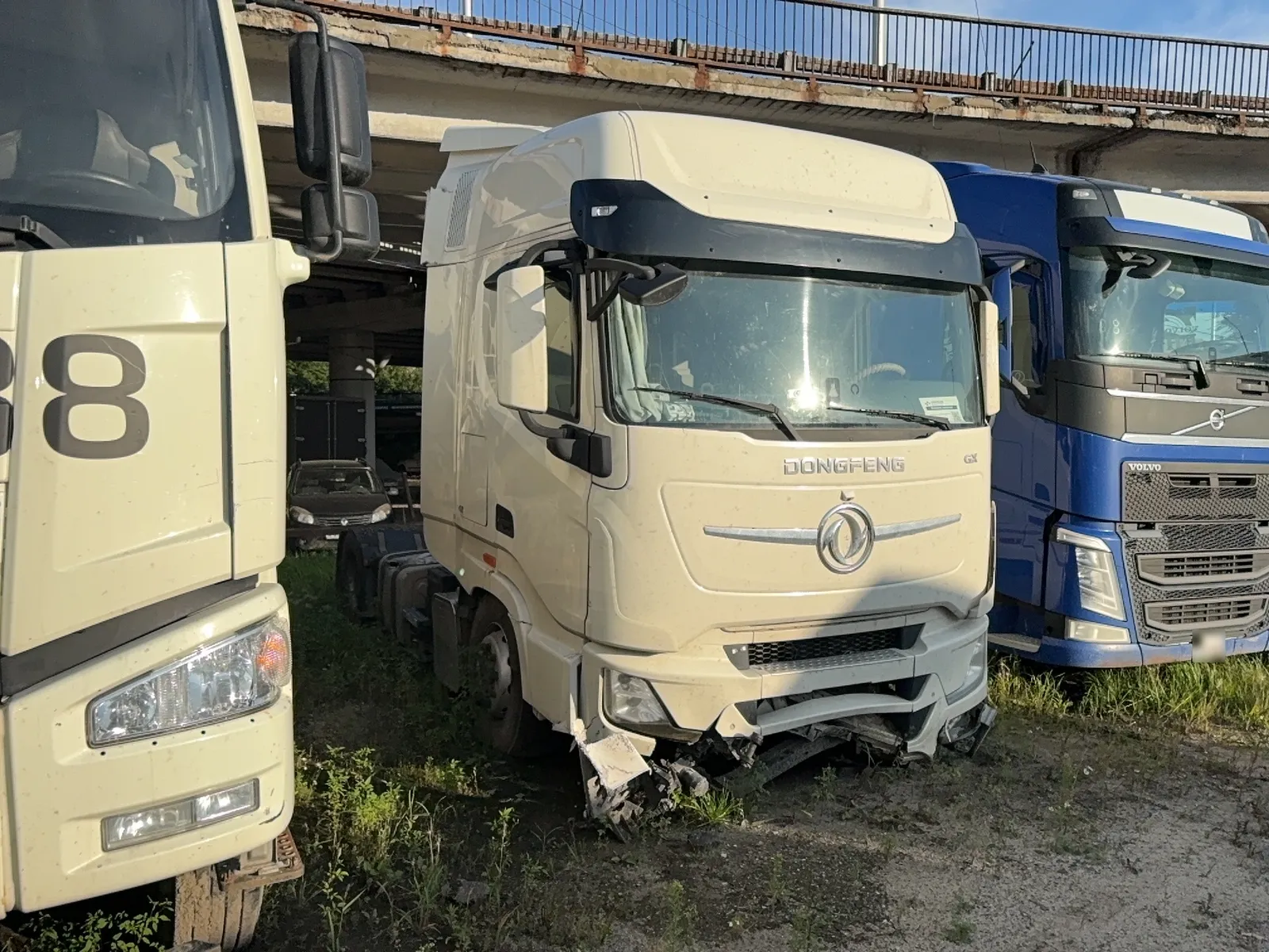 DONGFENG GX 4x2 Седельный тягач, фото 2