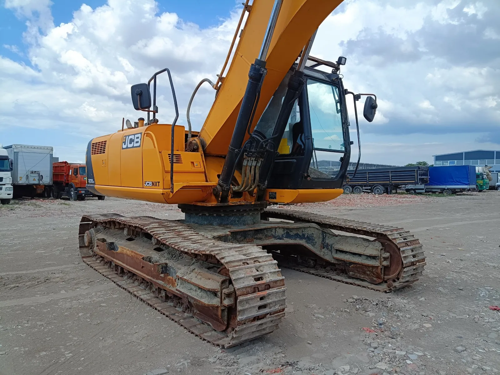 JCB JS 205 Экскаватор, фото 2