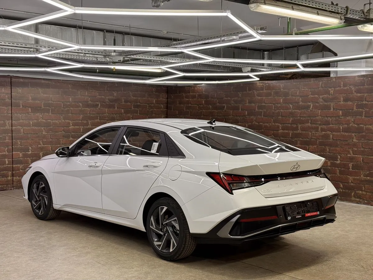 Hyundai Elantra, фото 4