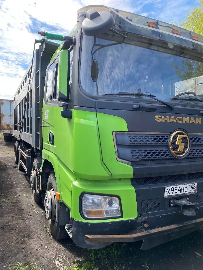 Shacman SX* 8x4 Самосвал, фото 2