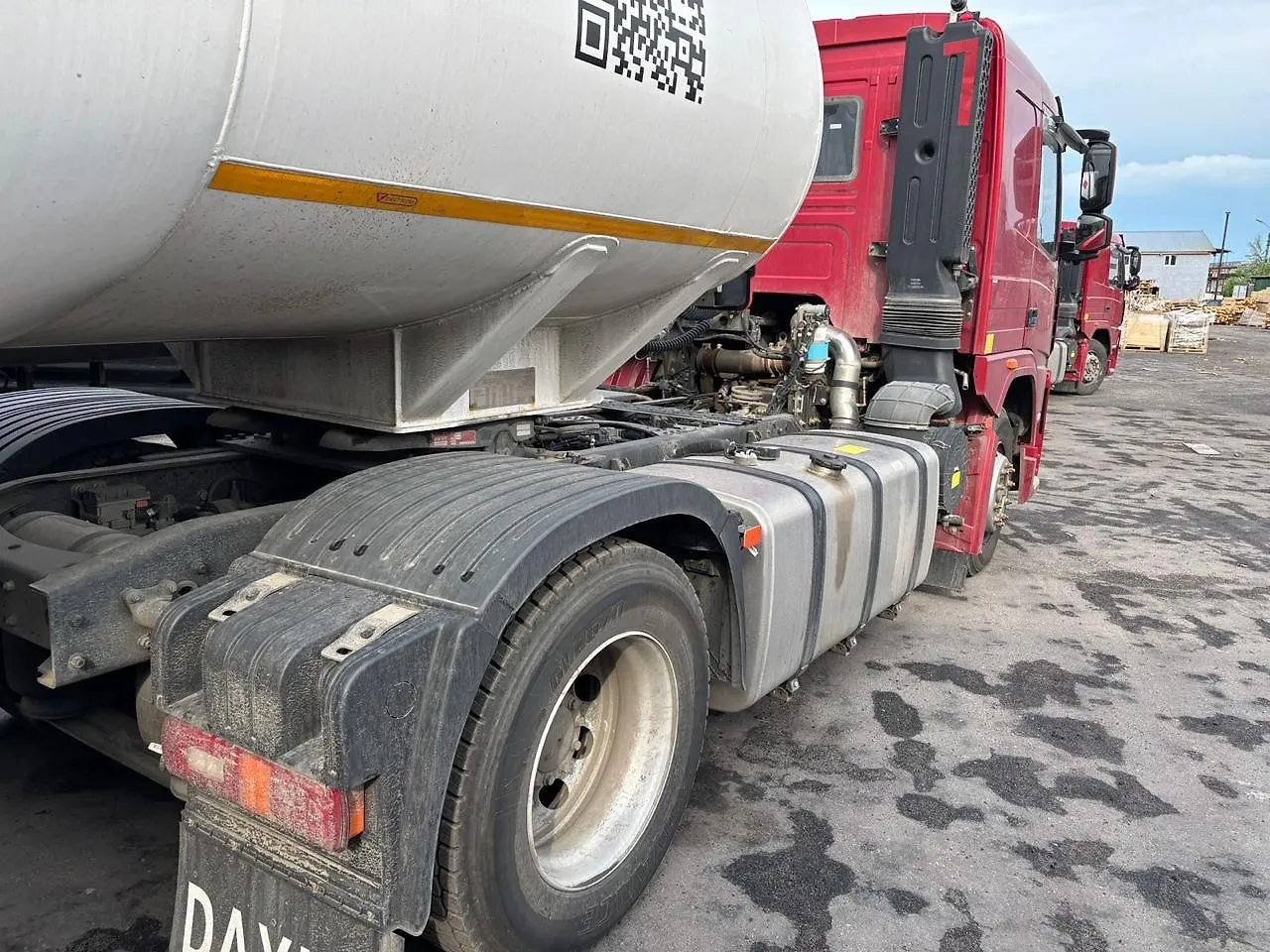 DAYUN CGC418* 4x2 Седельный тягач, фото 4