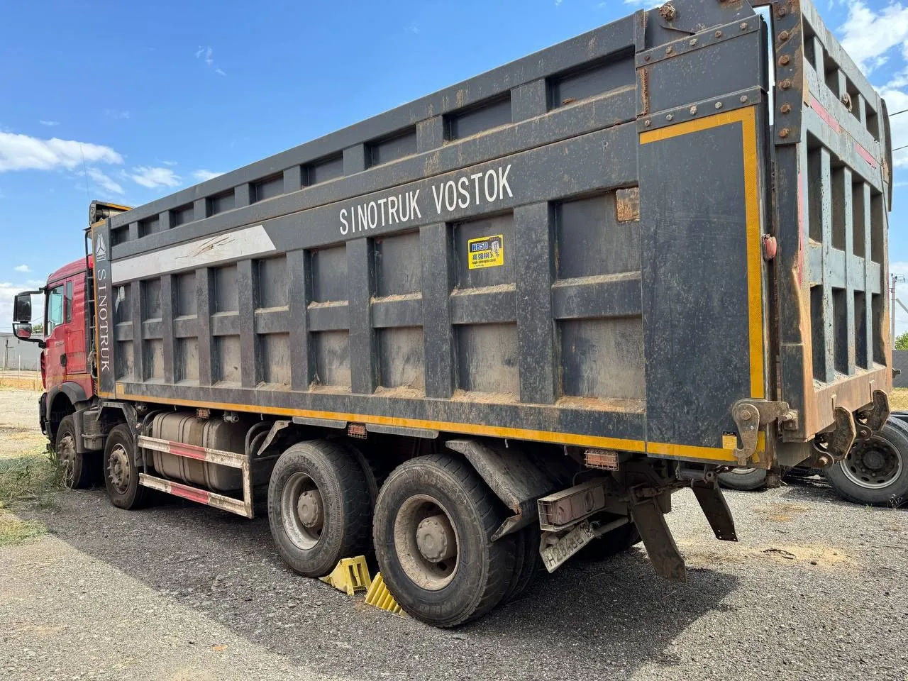 HOWO T5G 8x4 Самосвал, фото 4