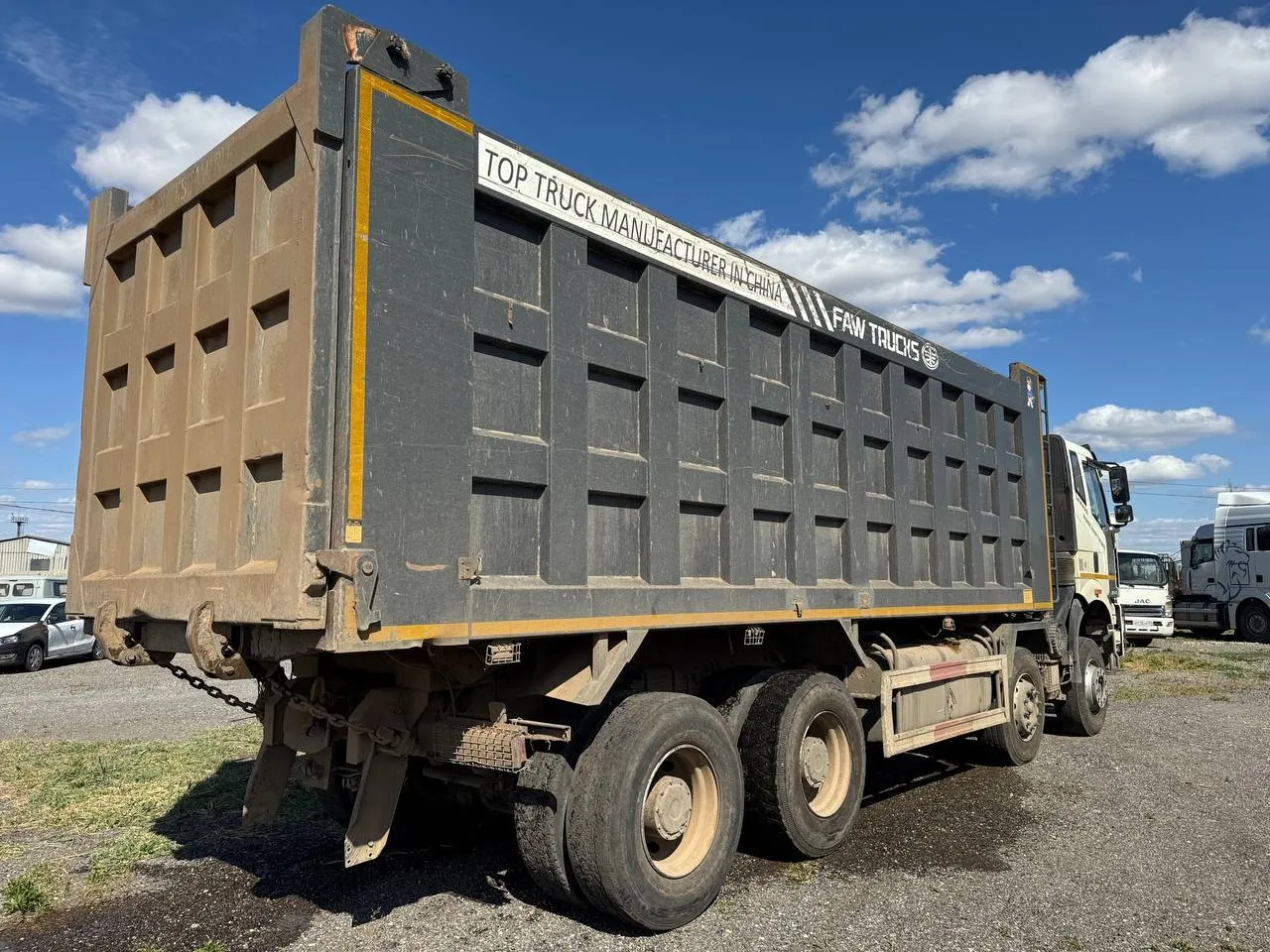 FAW J6 8x4 Самосвал, фото 3