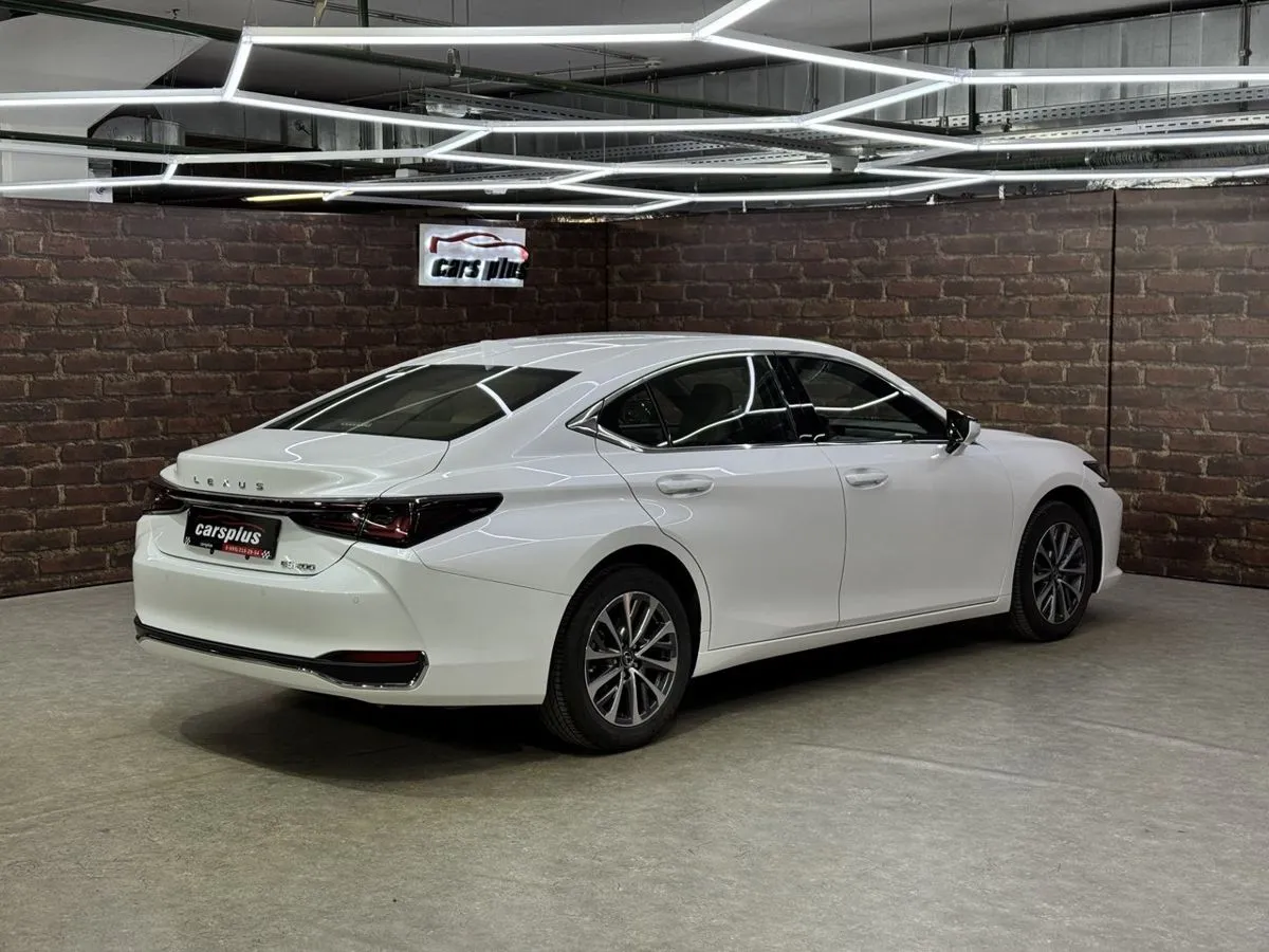 Lexus ES, фото 2