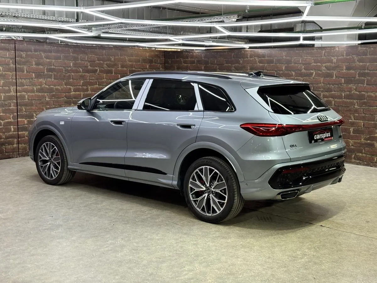 Audi Q5L, фото 4