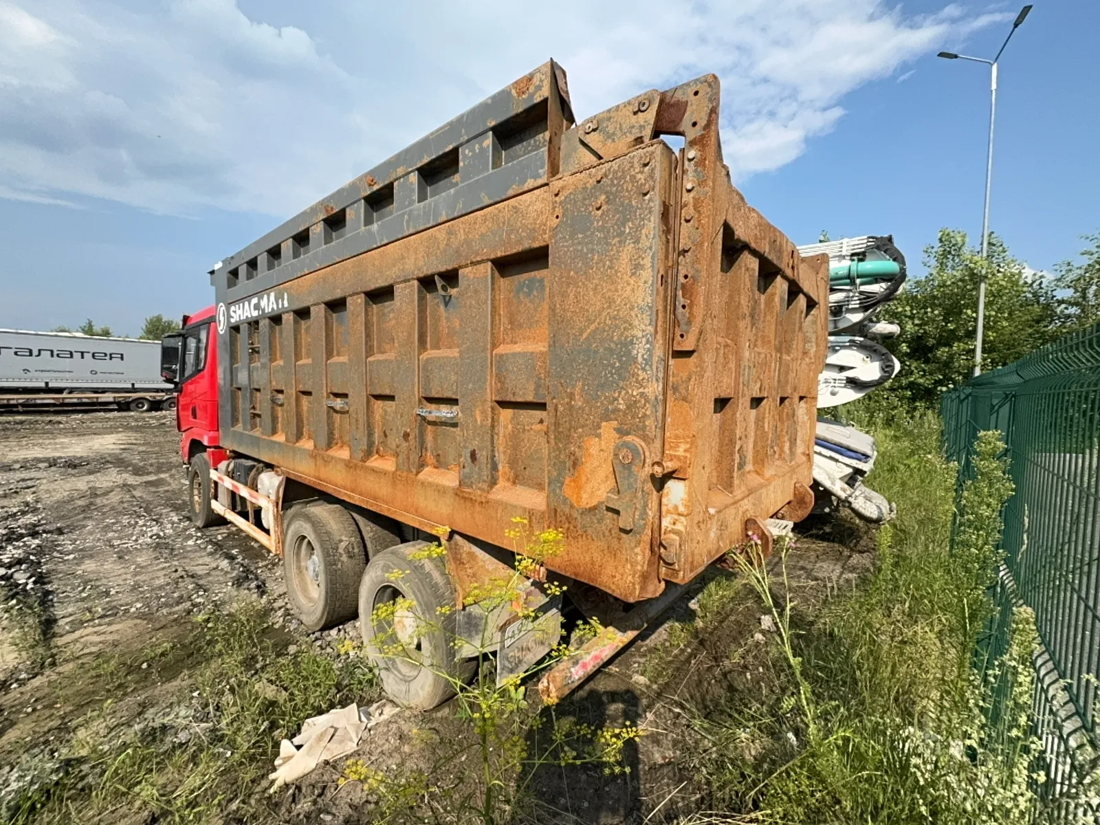 Shacman SX* 6x4 Самосвал, фото 4