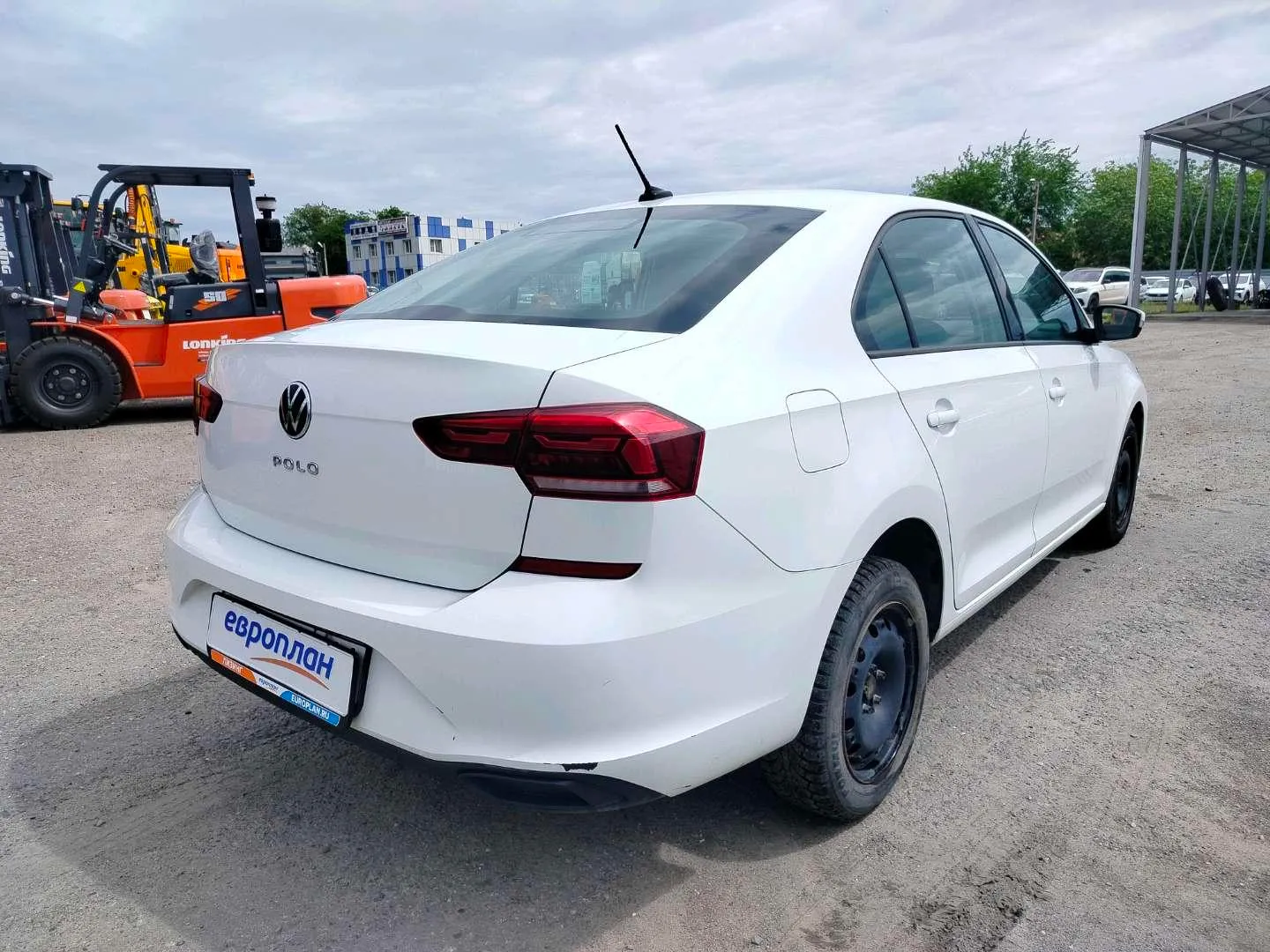 Volkswagen Polo Респект 1.6 110 л.с. АТ, фото 3