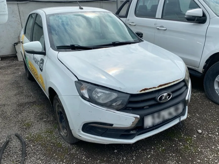 LADA Granta лифтбек, фото 2