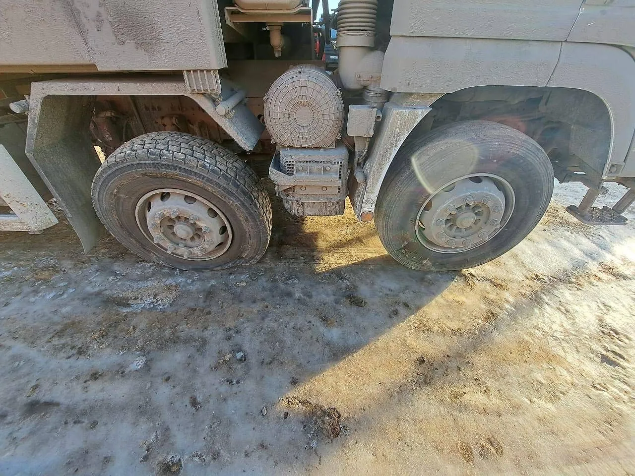 Shacman SX* 8x4 Самосвал, фото 4