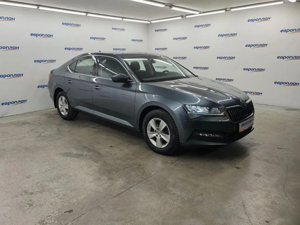 SKODA Superb Амбишн 2.0Т 190 л.с. АТ, фото 2