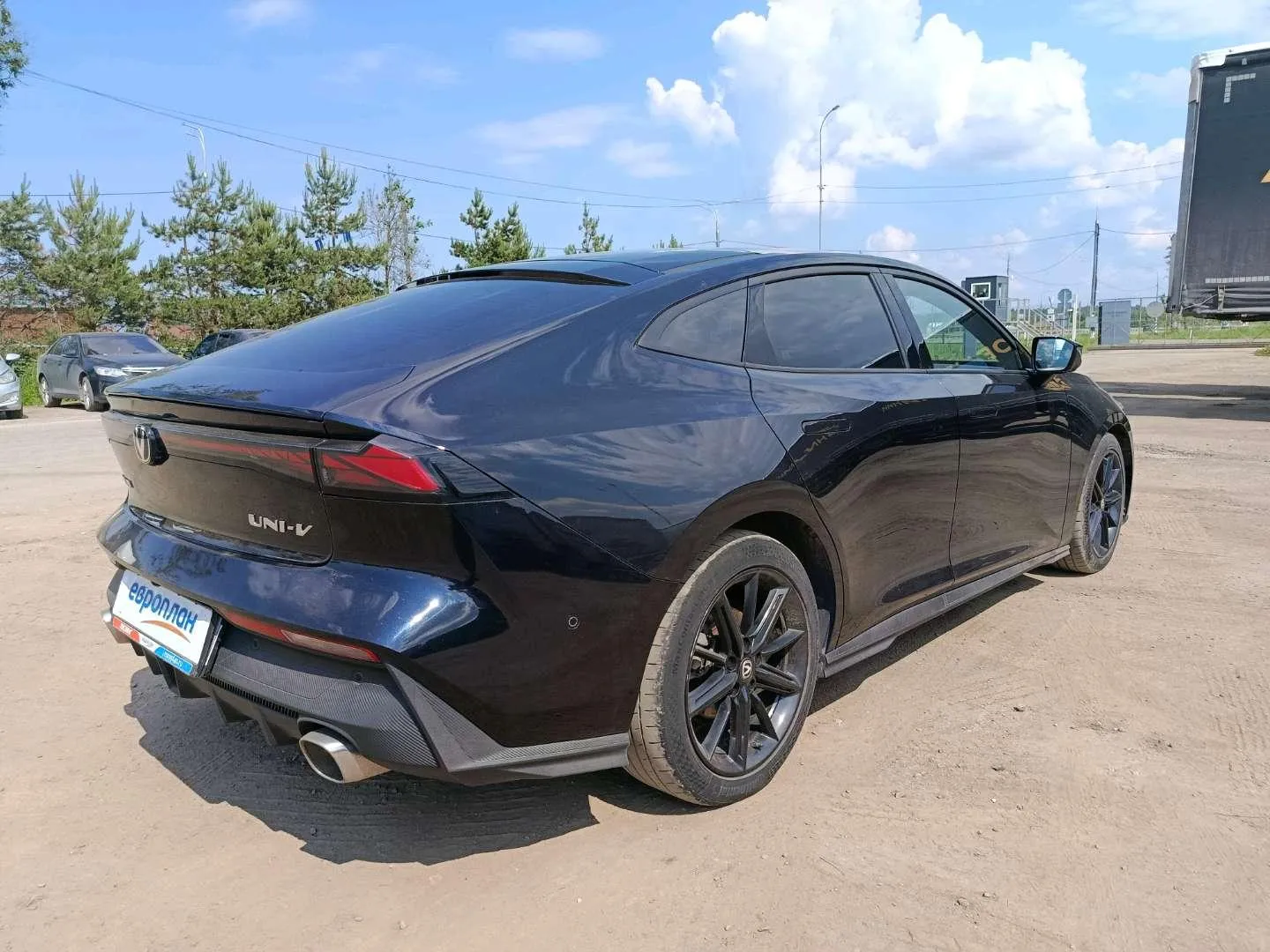 Changan Uni-V Комфорт 1.5Т АТ, фото 3