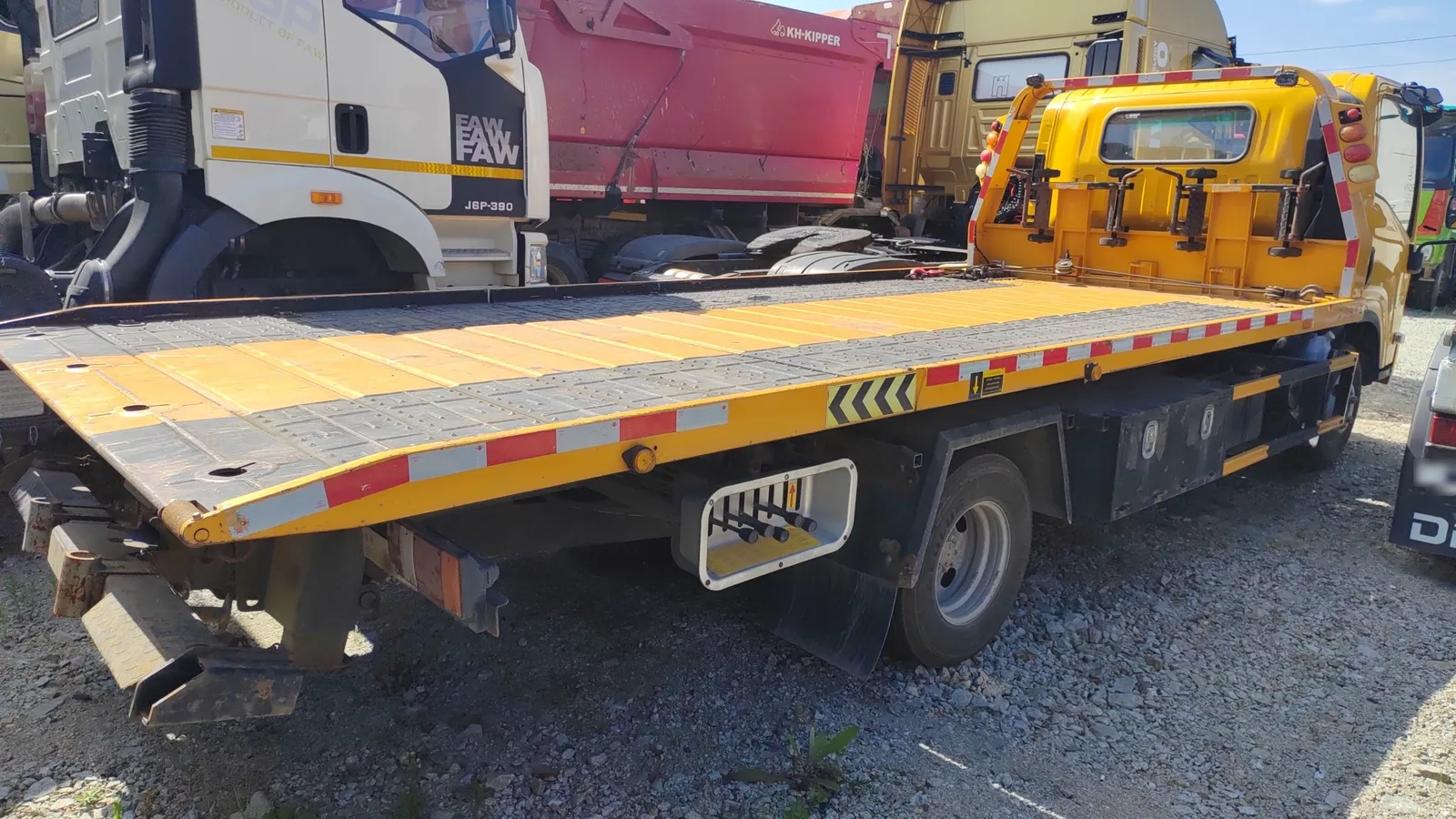ISUZU ELF 7.5 4x2 Эвакуатор, фото 3