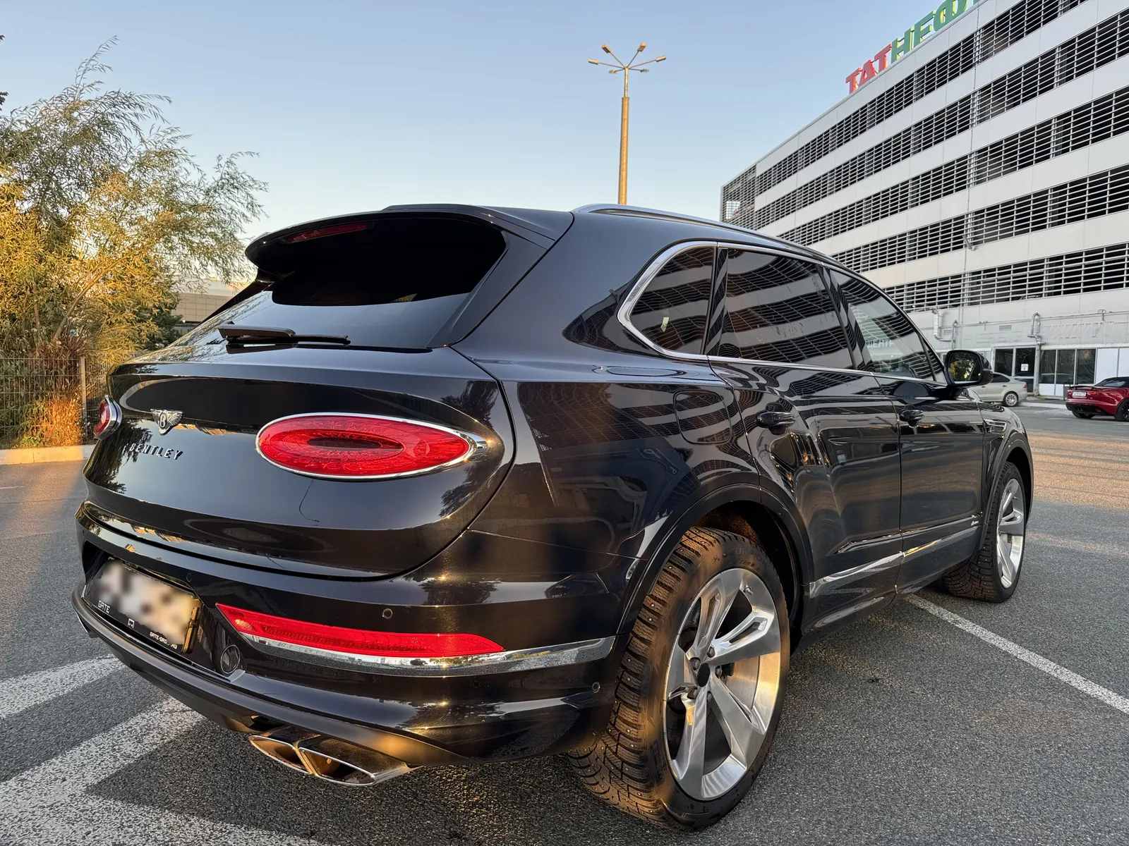 BENTLEY Bentayga, фото 3