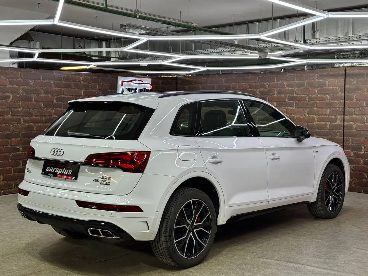 Audi Q5L, фото 2