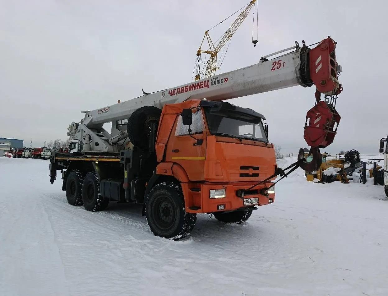 КАМАЗ 43118 6x6 Автокран, фото 2