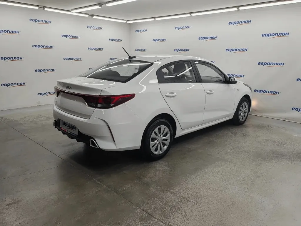 Kia Rio Комфорт 1.6 АТ, фото 3
