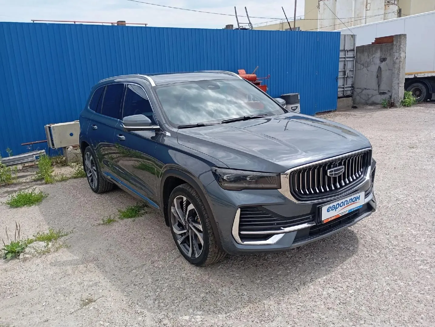 Geely Monjaro Флагшип 2.0Т 238 л.с. АТ полный привод, фото 2